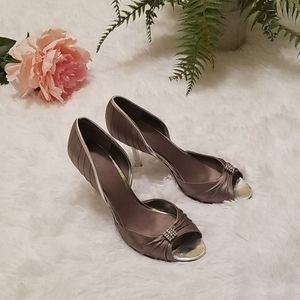 NINE WEST Silver Satin Open-toe Heel w/ Rhinestone